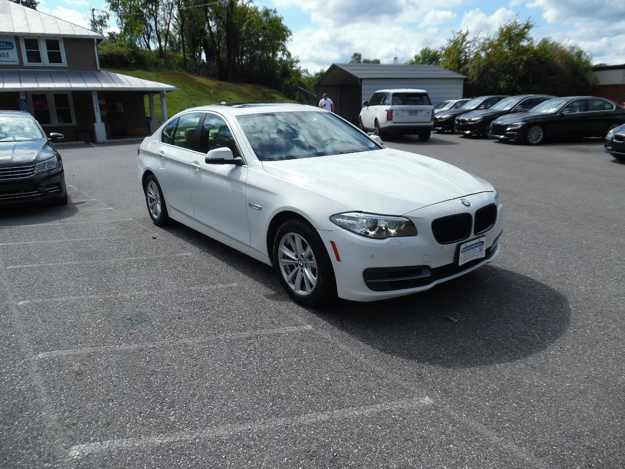 Used 2014 BMW 528i Sedan RWD image 8