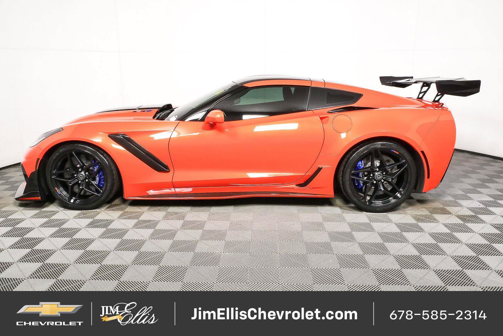 Used 2019 Chevrolet Corvette ZR1 RWD image 31