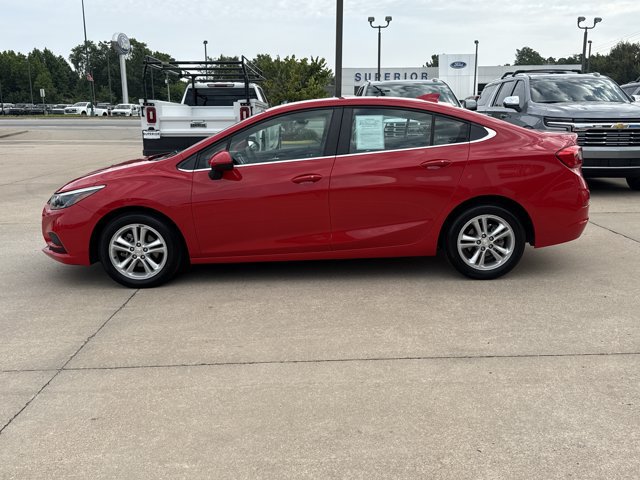 Used 2018 Chevrolet Cruze LT w/ Convenience Package FWD image 10