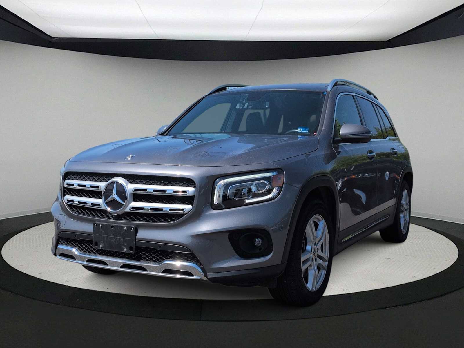 Used 2020 Mercedes-Benz GLB 250 4MATIC image 4