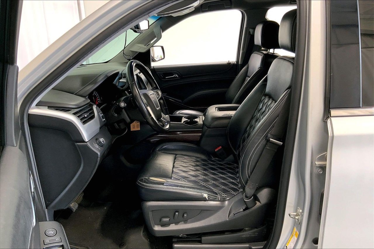 Used 2018 GMC Yukon SLE w/ SLE Value Package RWD image 15