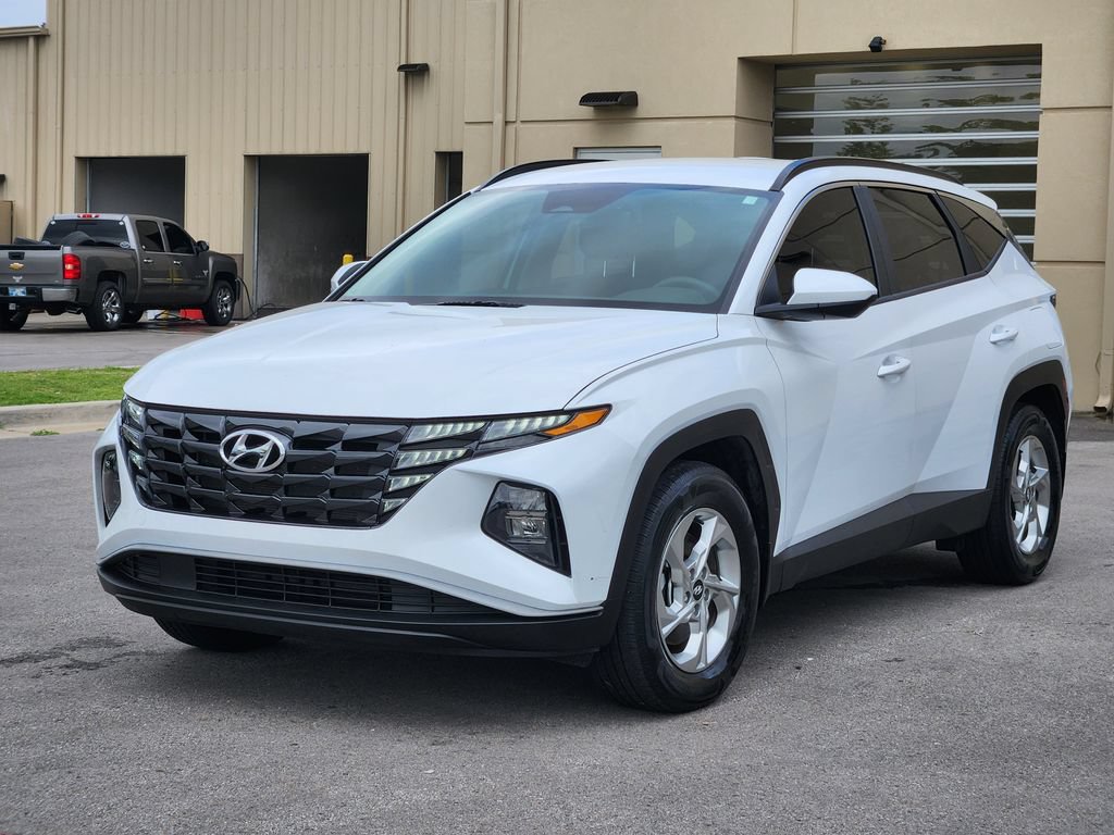 Certified 2024 Hyundai Tucson SEL FWD image 2