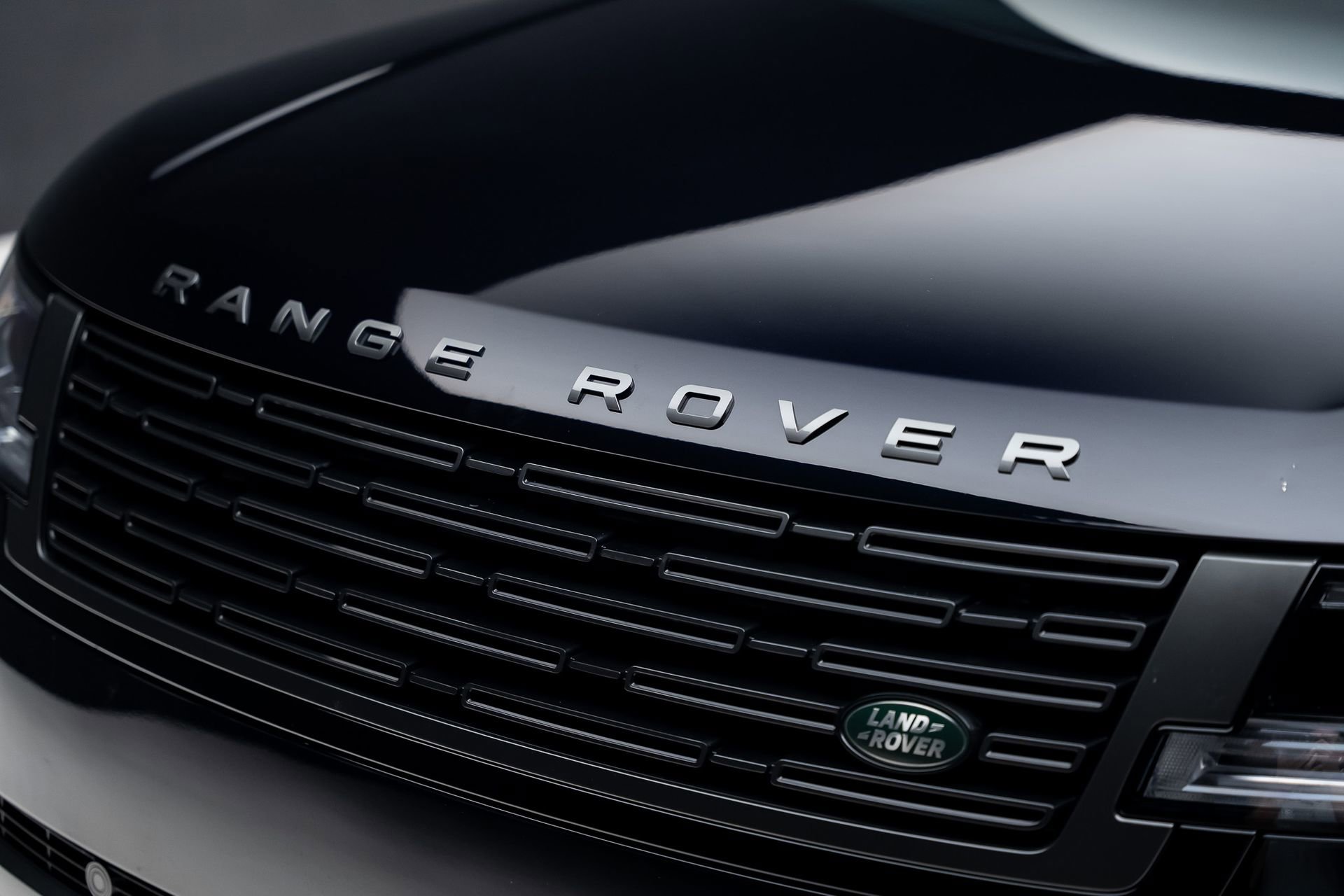 Used 2024 Land Rover Range Rover Long Wheelbase Autobiography AWD/4WD image 13