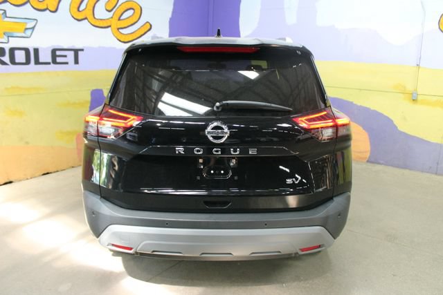 Used 2021 Nissan Rogue SV FWD image 7