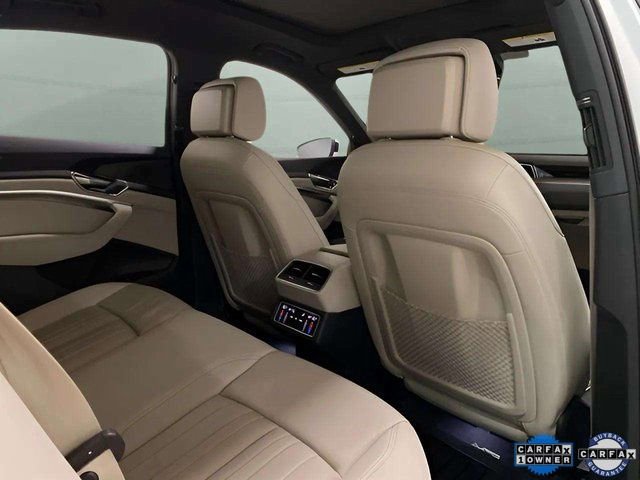 Used 2024 Audi Q8 e-tron Premium image 68