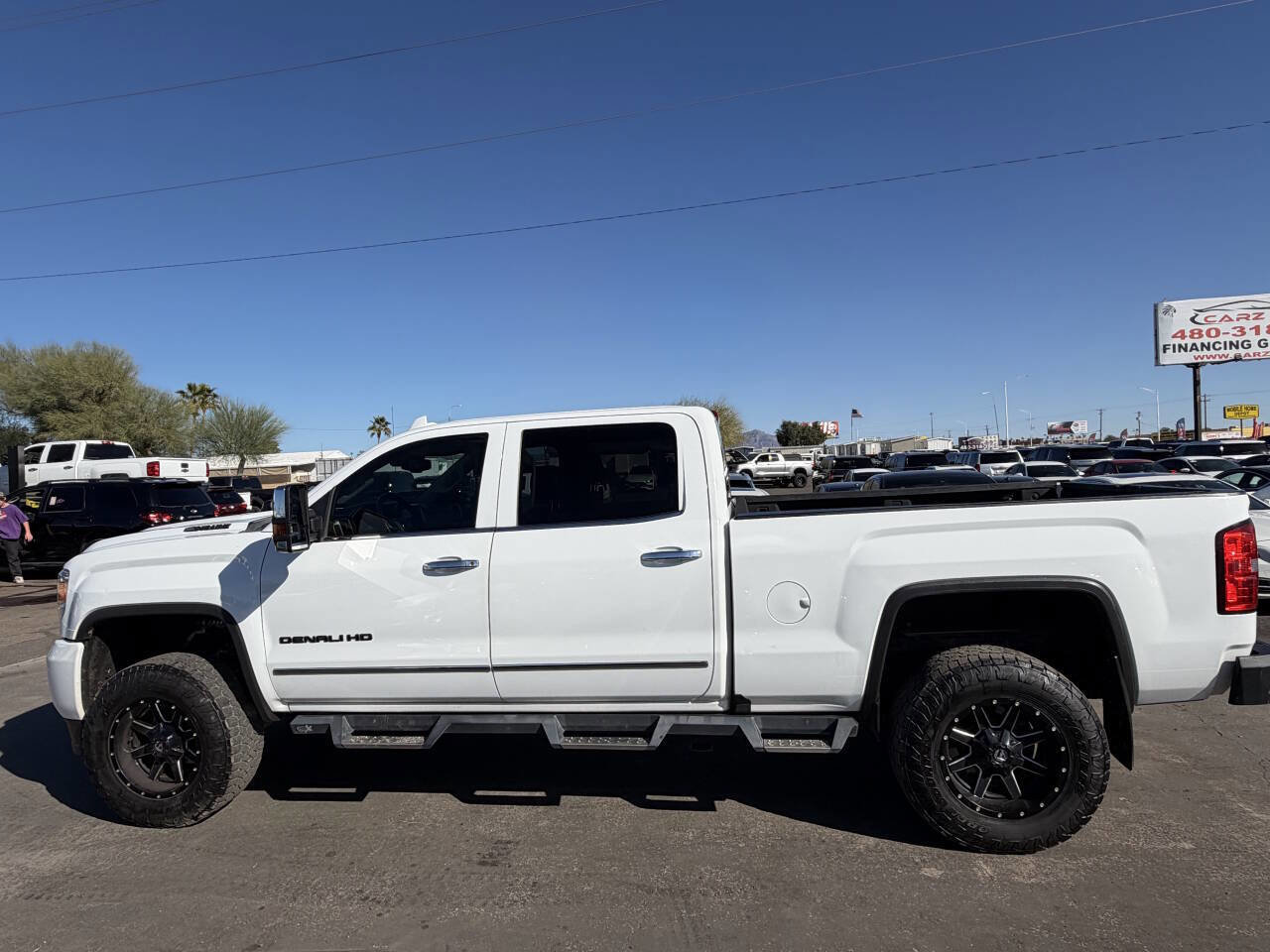 Used 2019 GMC Sierra 2500 Denali w/ Duramax Plus Package image 4