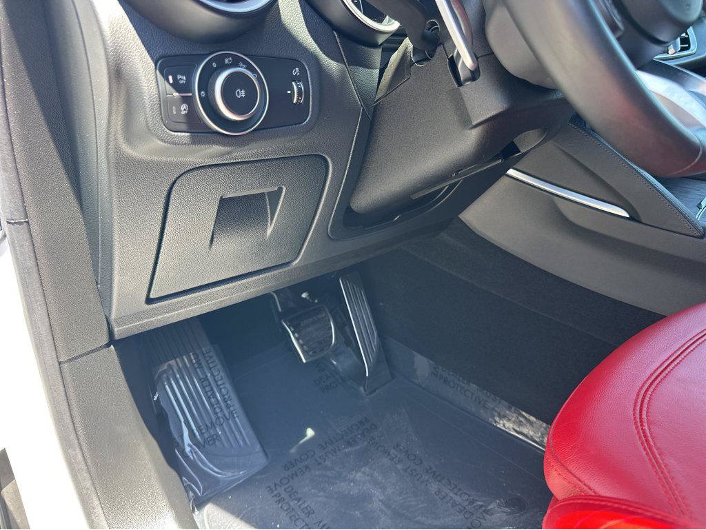 Used 2023 Alfa Romeo Stelvio Sprint RWD image 31