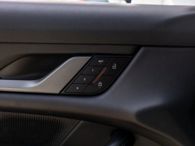 Certified 2025 Porsche Taycan w/ Premium Package image 39