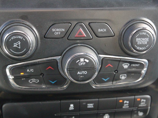 Used 2017 RAM 1500 Sport w/ Sublime Green Sport Package AWD/4WD image 26
