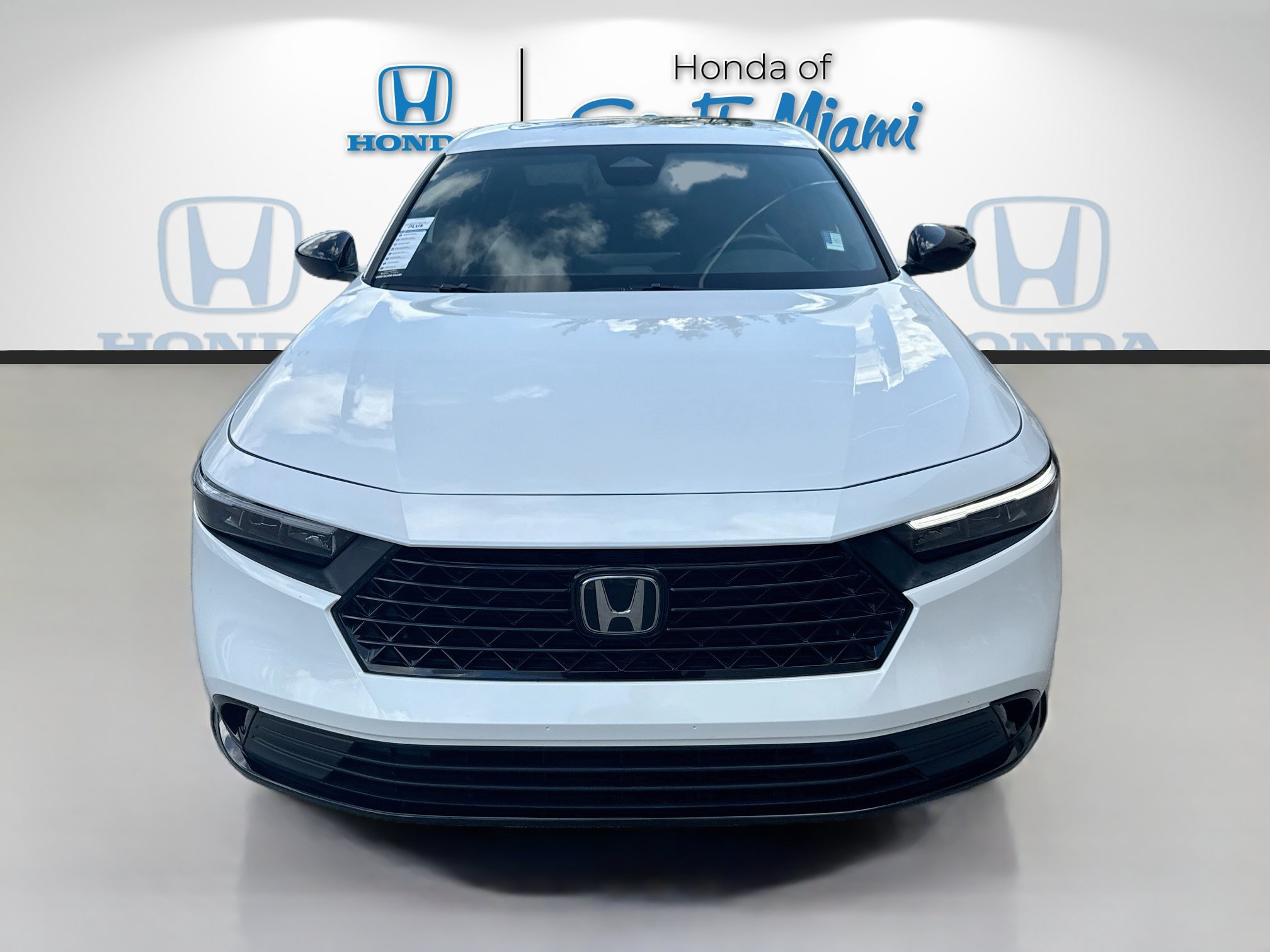 Certified 2025 Honda Accord Sport image 2