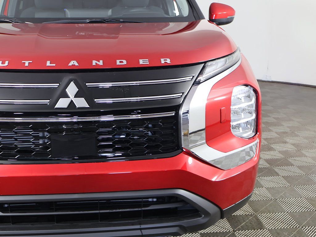 New 2026 Mitsubishi Outlander ES AWD/4WD image 14