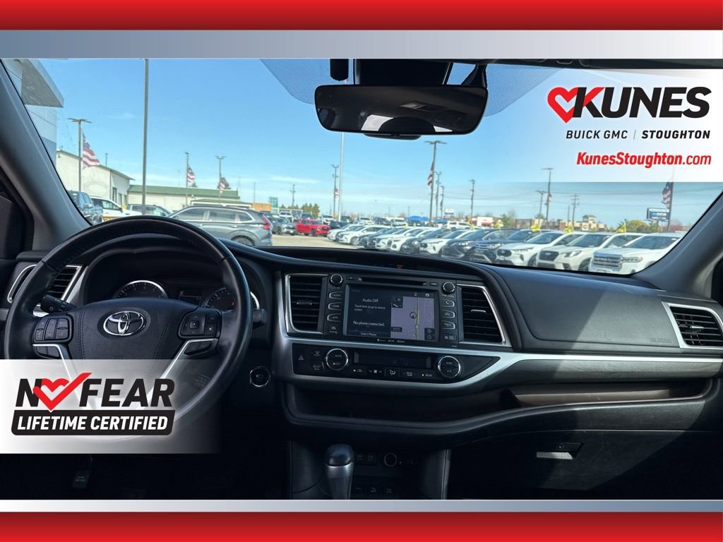 Used 2018 Toyota Highlander Limited image 41