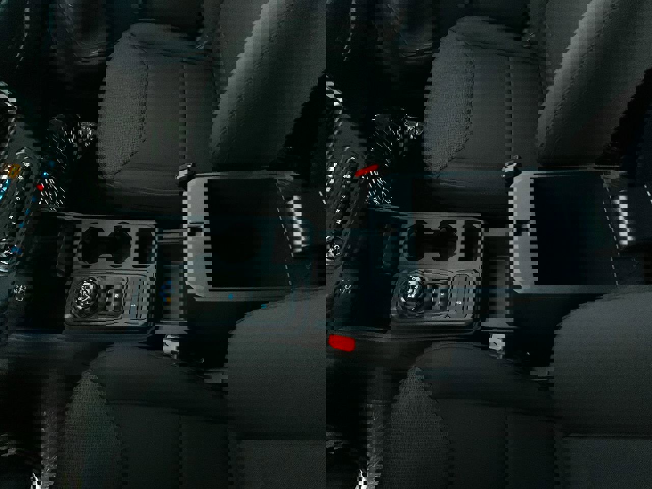 New 2025 Ford Maverick XL image 28