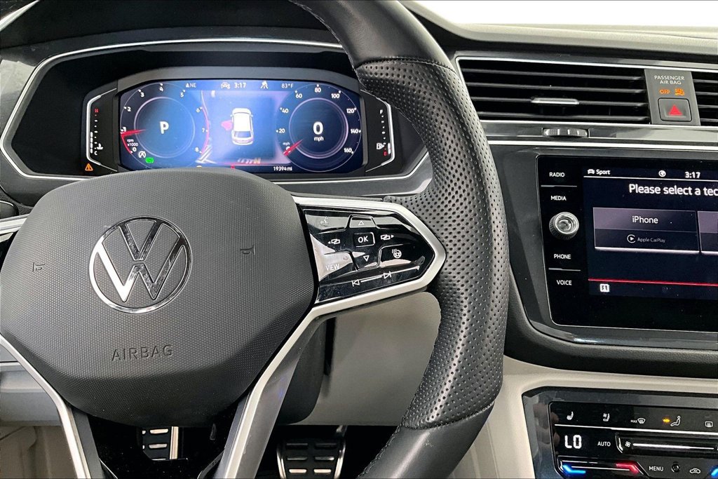 Used 2024 Volkswagen Tiguan SEL R-Line AWD/4WD image 26