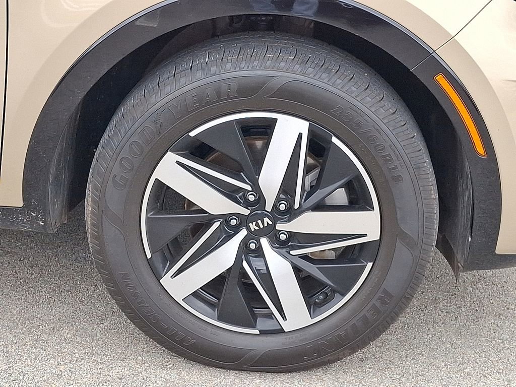 Used 2021 Kia Sorento S FWD image 8