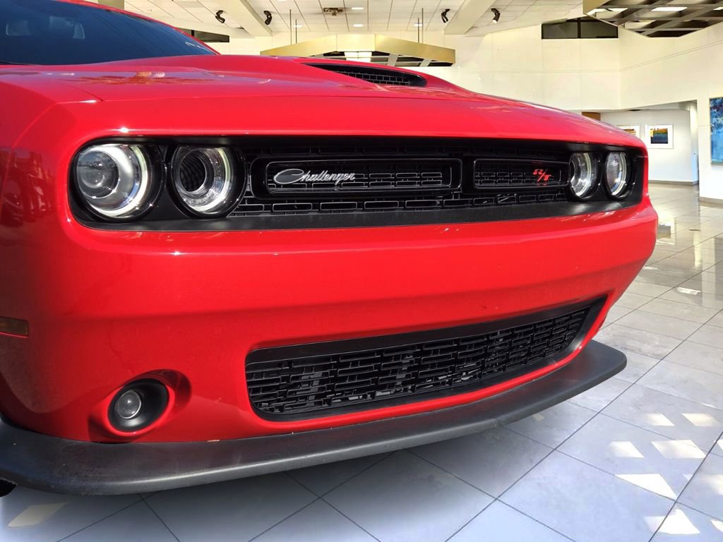 Used 2021 Dodge Challenger R/T Scat Pack w/ Dynamics Package RWD image 2