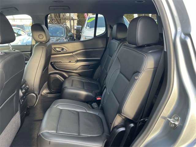 Used 2023 GMC Acadia SLT w/ Preferred Package image 15