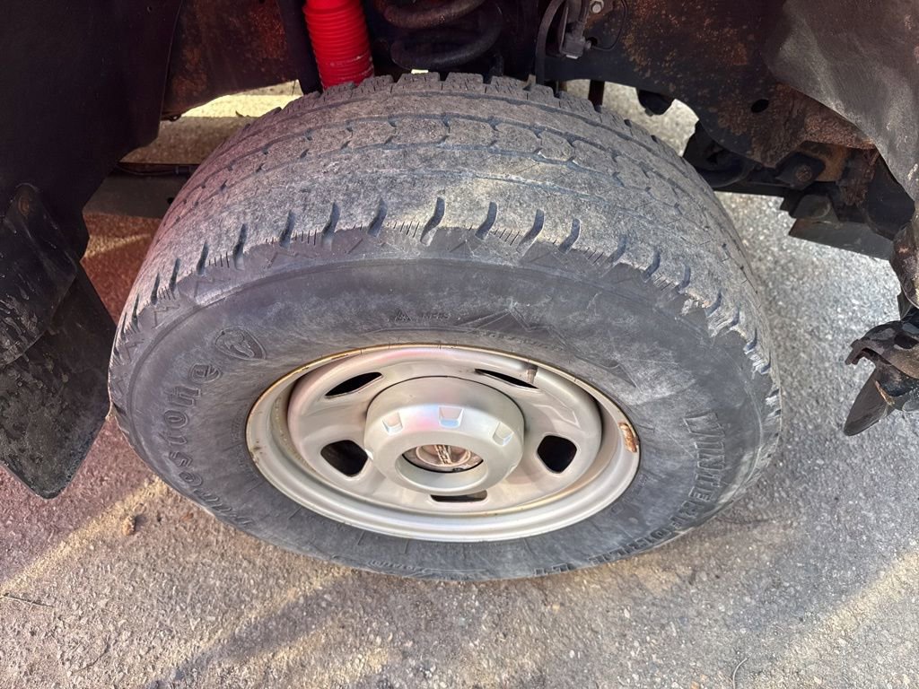 Used 2015 Ford F350 XL AWD/4WD image 3