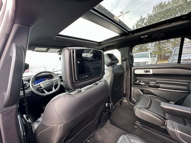 Used 2022 Ford Explorer ST w/ Equipment Group 401A image 18