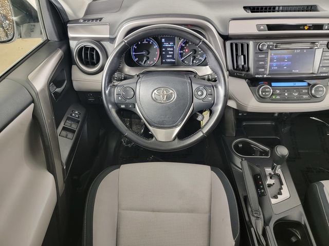 Used 2016 Toyota RAV4 XLE image 24