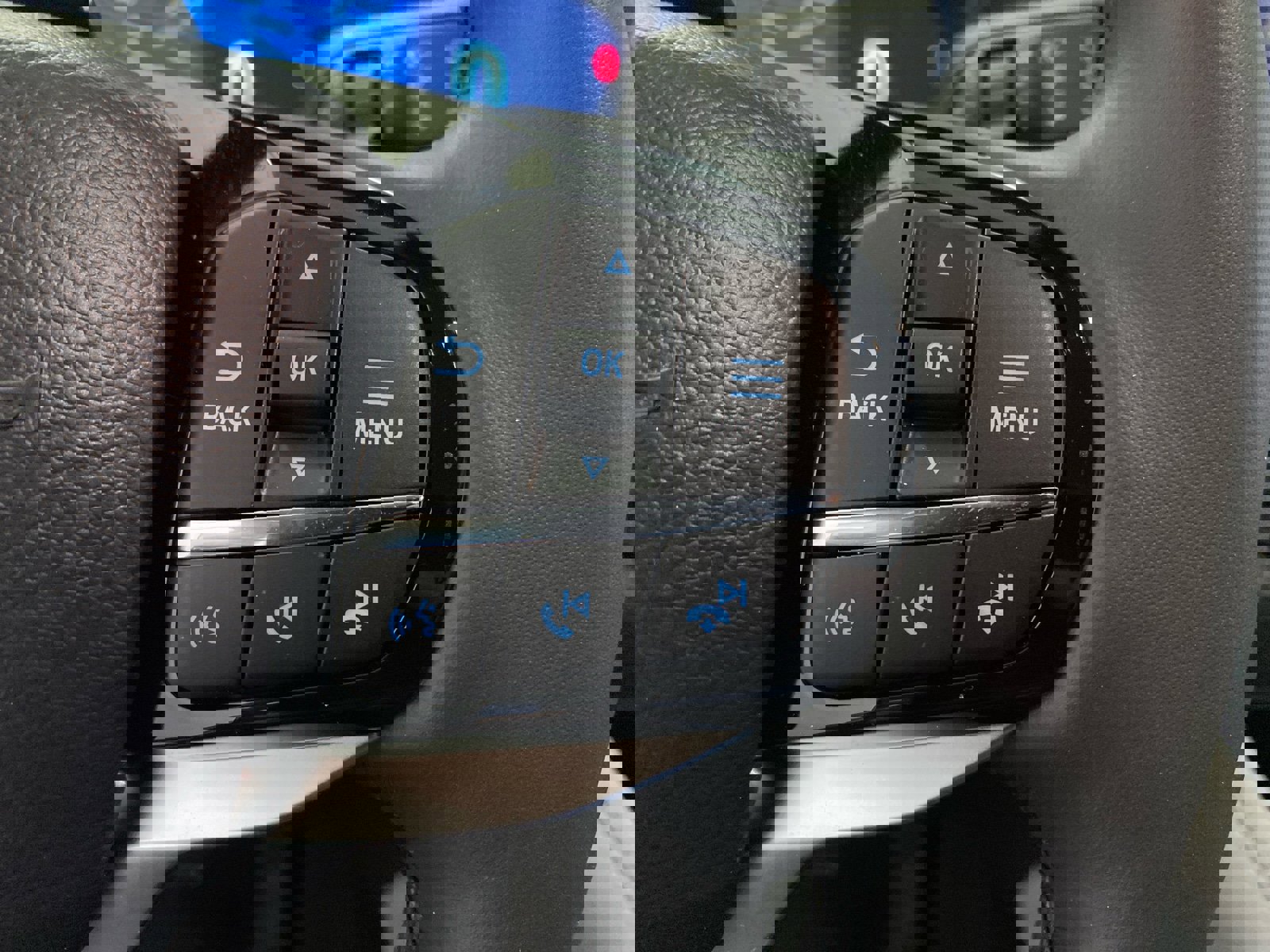 New 2026 Ford Explorer Platinum w/ LUX Leather Package image 29