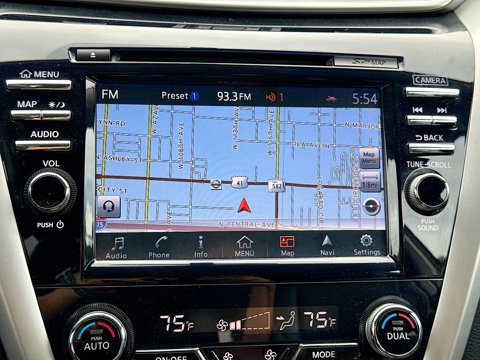 Used 2017 Nissan Murano Platinum w/ Platinum Technology Package FWD image 32