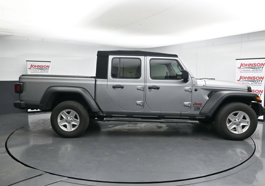 Used 2020 Jeep Gladiator Sport w/ Quick Order Package 24S AWD/4WD image 9