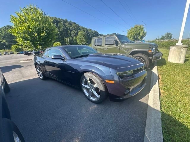 Used 2015 Chevrolet Camaro LT w/ RS Package RWD video 2