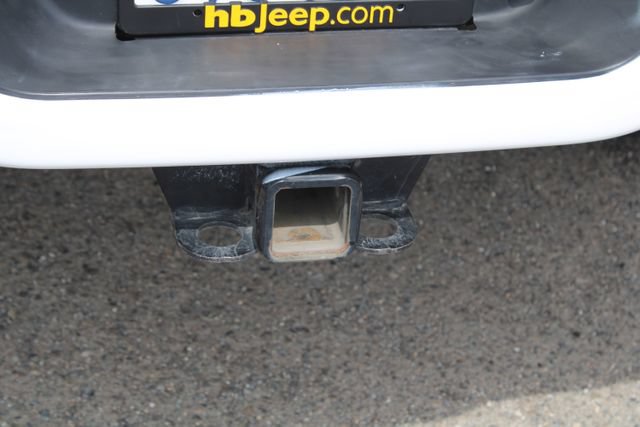 Used 2018 RAM 2500 Big Horn w/ Sport Appearance Group AWD/4WD image 10