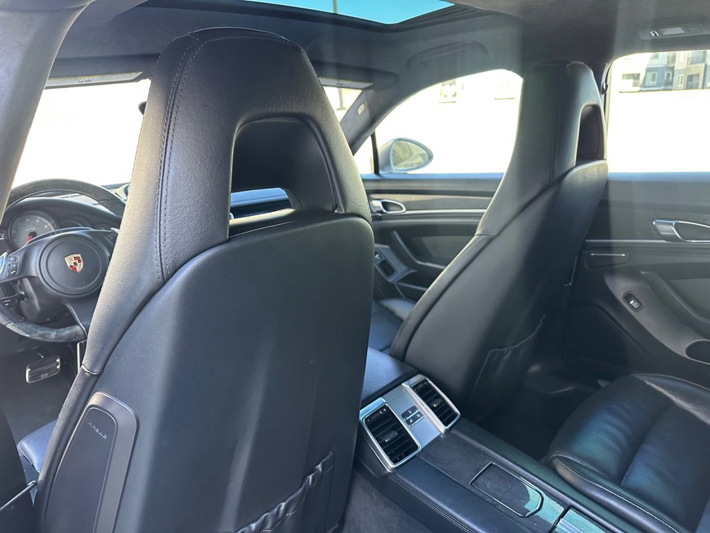 Used 2013 Porsche Panamera GTS image 18