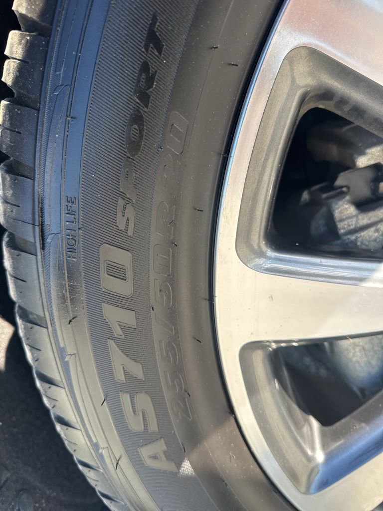 Used 2019 Lincoln Nautilus Select FWD image 33