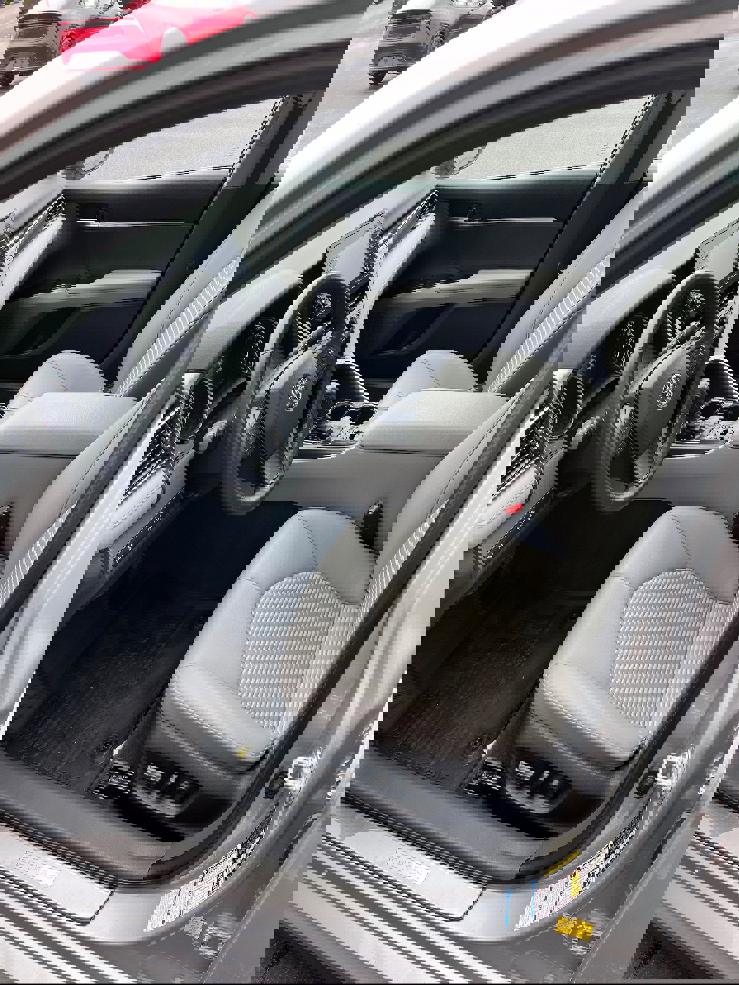 Certified 2023 Toyota Camry SE image 6