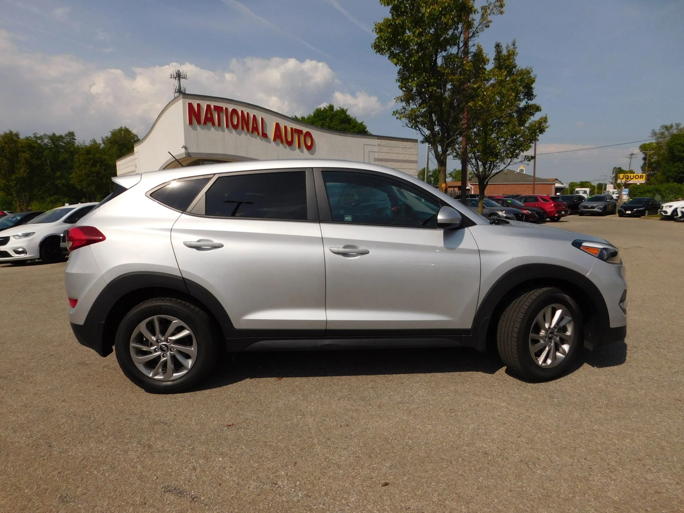 Used 2018 Hyundai Tucson SE AWD/4WD image 3