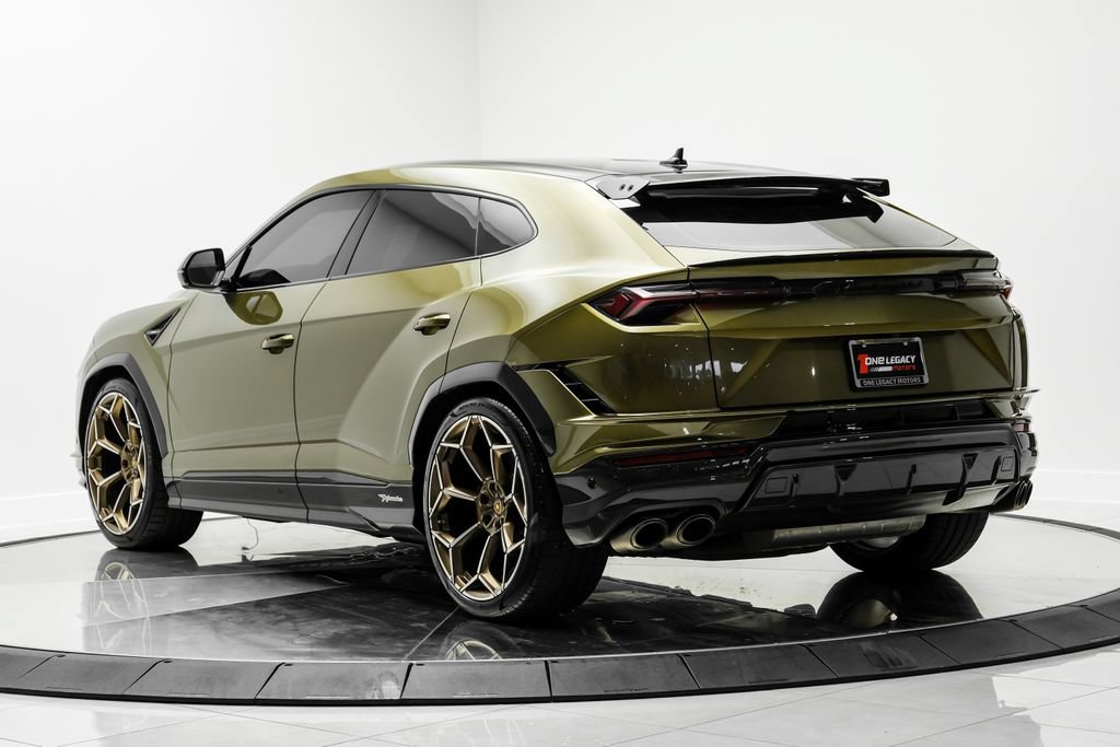 Used 2023 Lamborghini Urus Performante AWD/4WD image 11