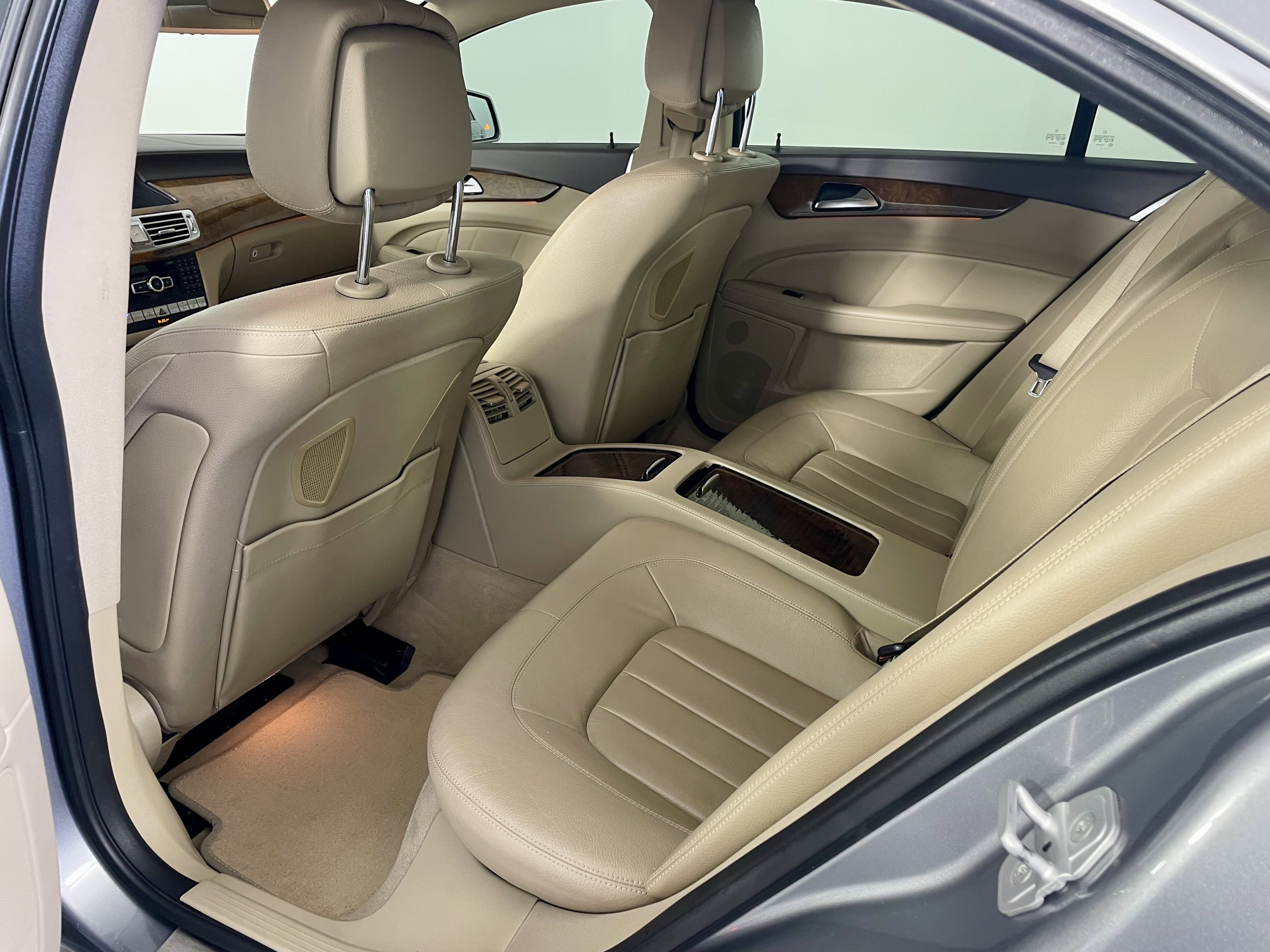 Used 2012 Mercedes-Benz CLS 550 image 11