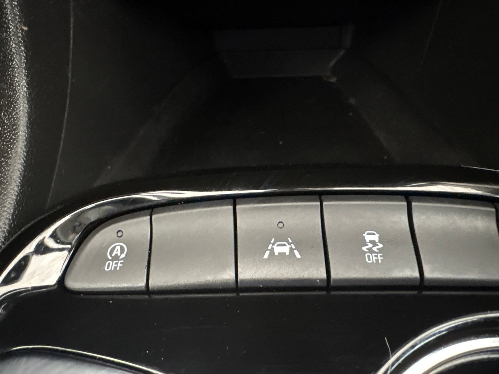 Used 2022 Buick Encore GX Preferred w/ Cold Weather Comfort Package FWD image 24