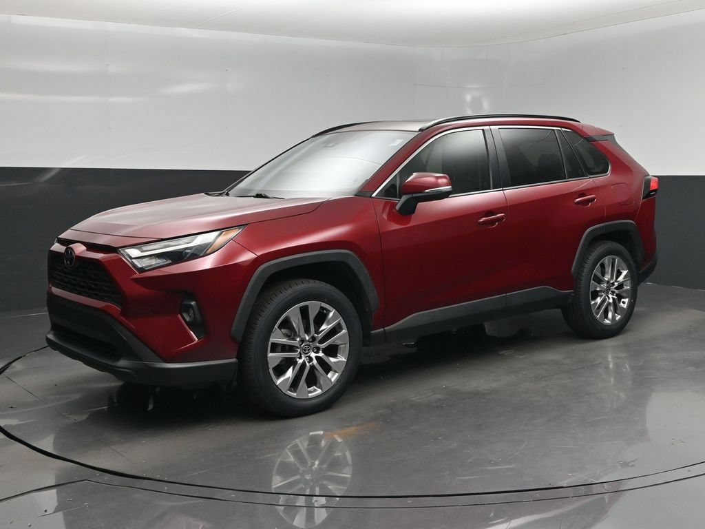 Used 2022 Toyota RAV4 XLE Premium FWD image 22