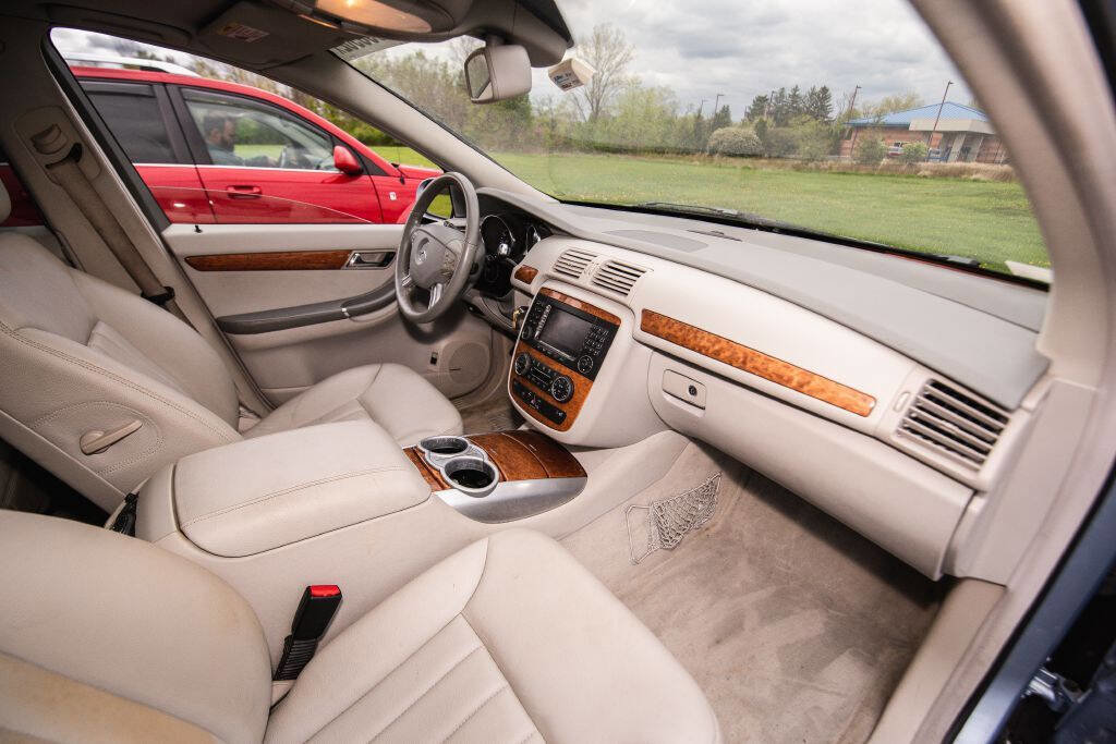 Used 2007 Mercedes-Benz R 350 4MATIC image 16
