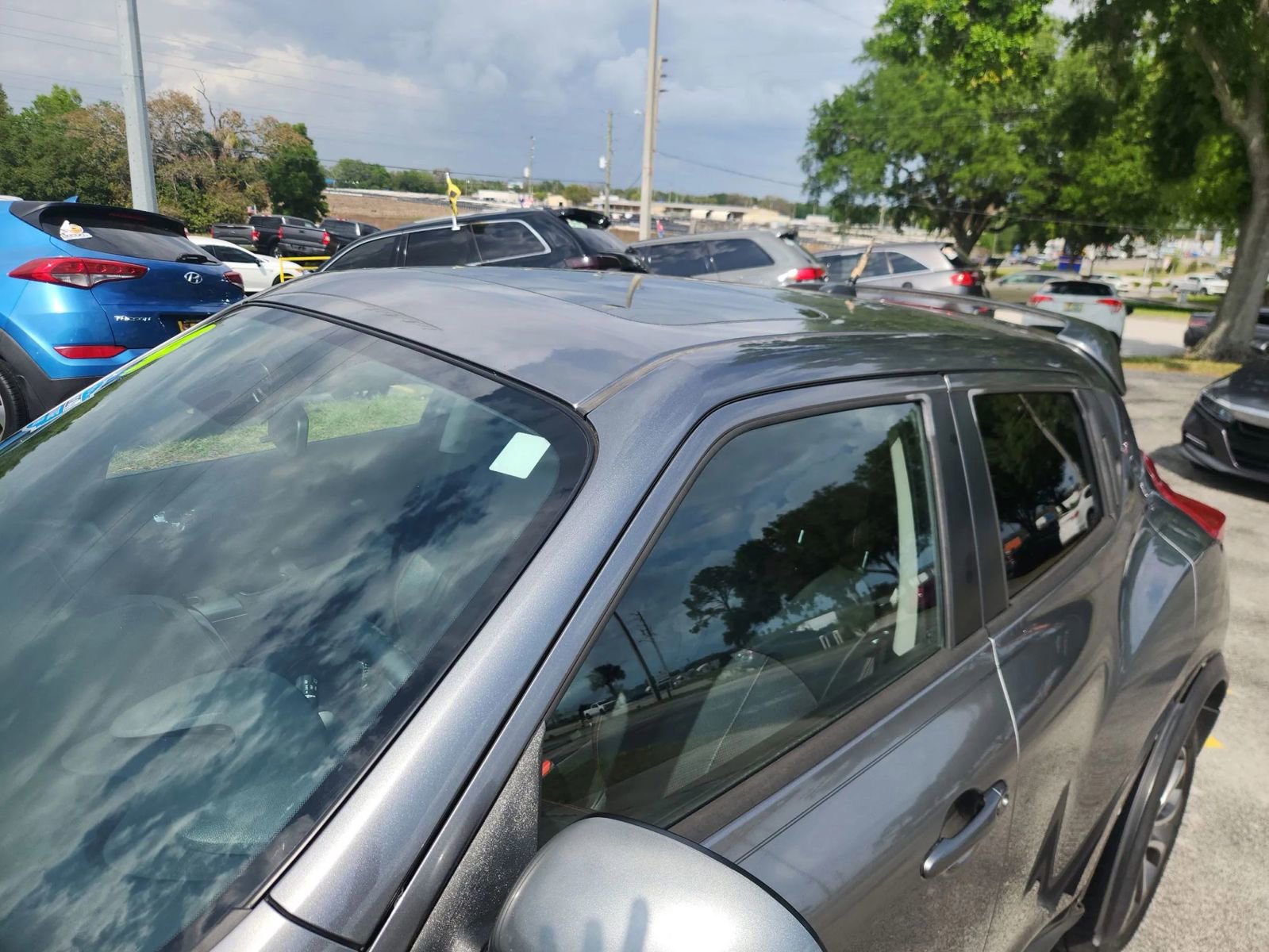 Used 2014 Nissan Juke SL w/ Sport Package FWD image 12