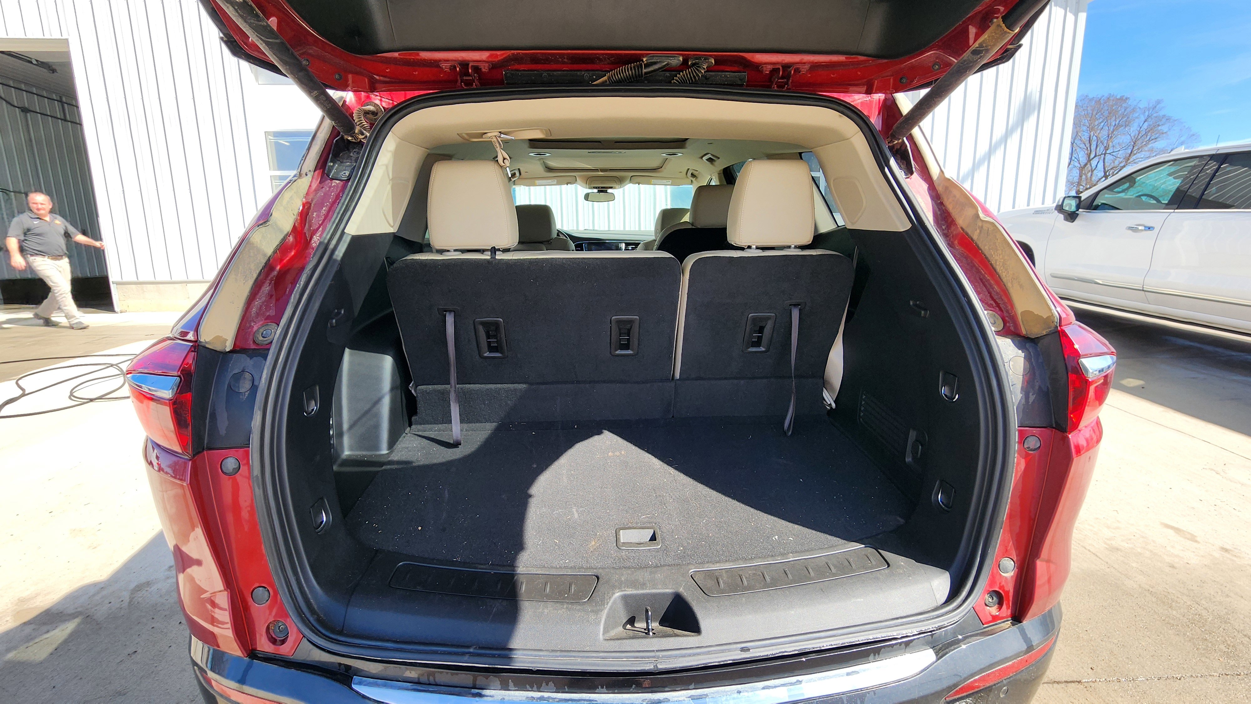 Used 2021 Buick Enclave Essence w/ Sound and Sites Package image 17