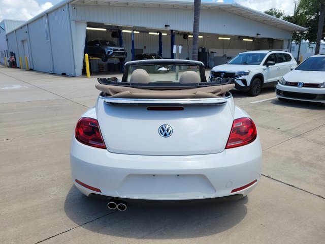 Used 2013 Volkswagen Beetle 2.5 FWD image 6
