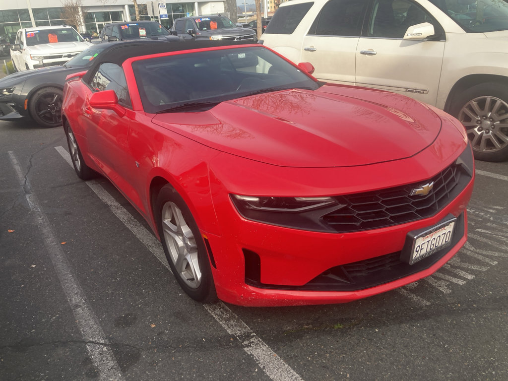 Used 2020 Chevrolet Camaro LT image 3