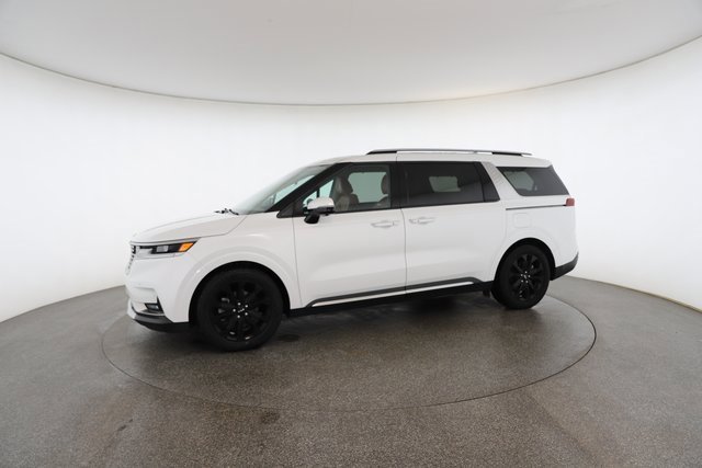 Used 2024 Kia Carnival SX image 4