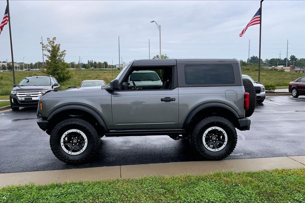 Used 2024 Ford Bronco Big Bend w/ Sasquatch Package AWD/4WD image 12