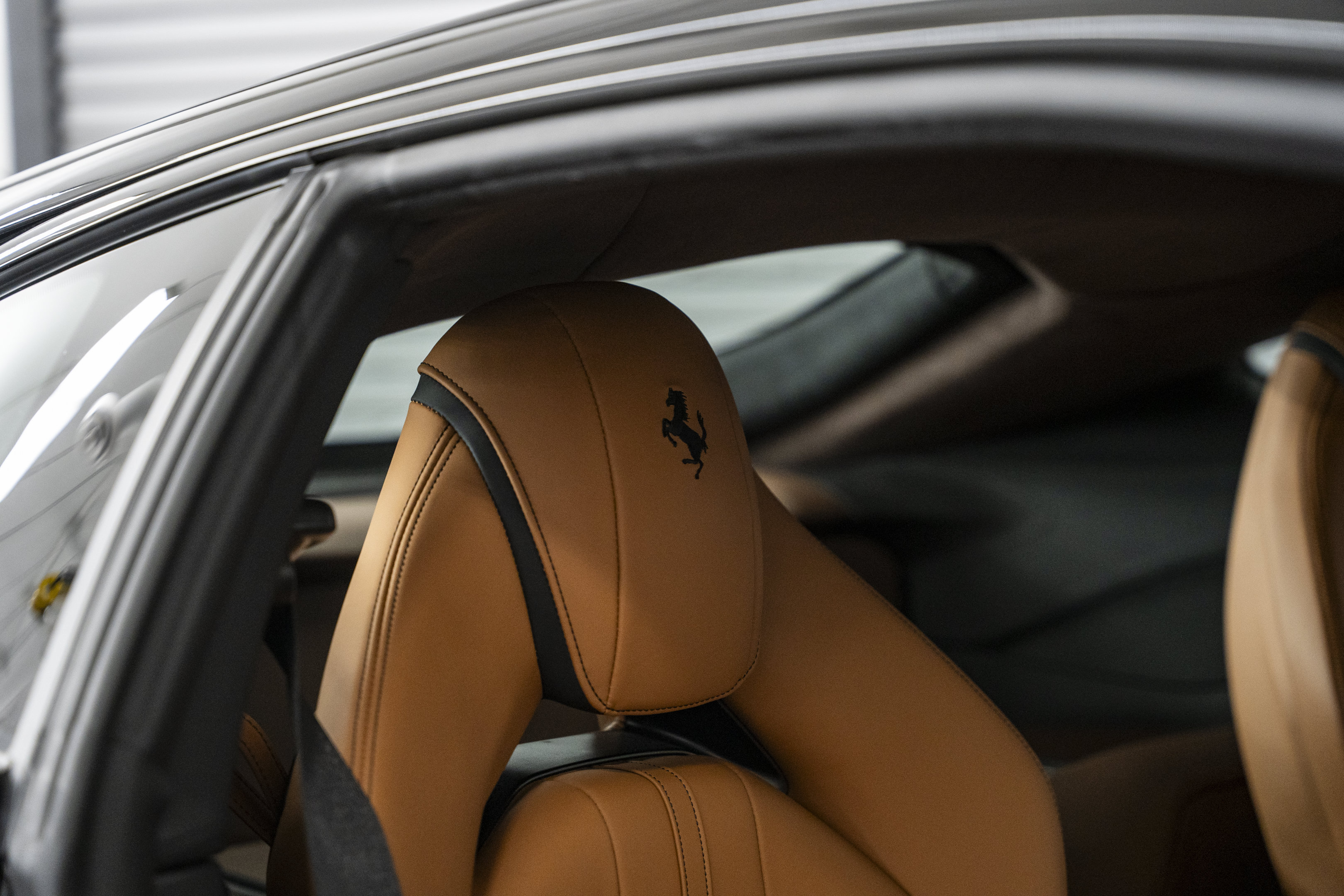 Used 2019 Ferrari 812 Superfast RWD image 28
