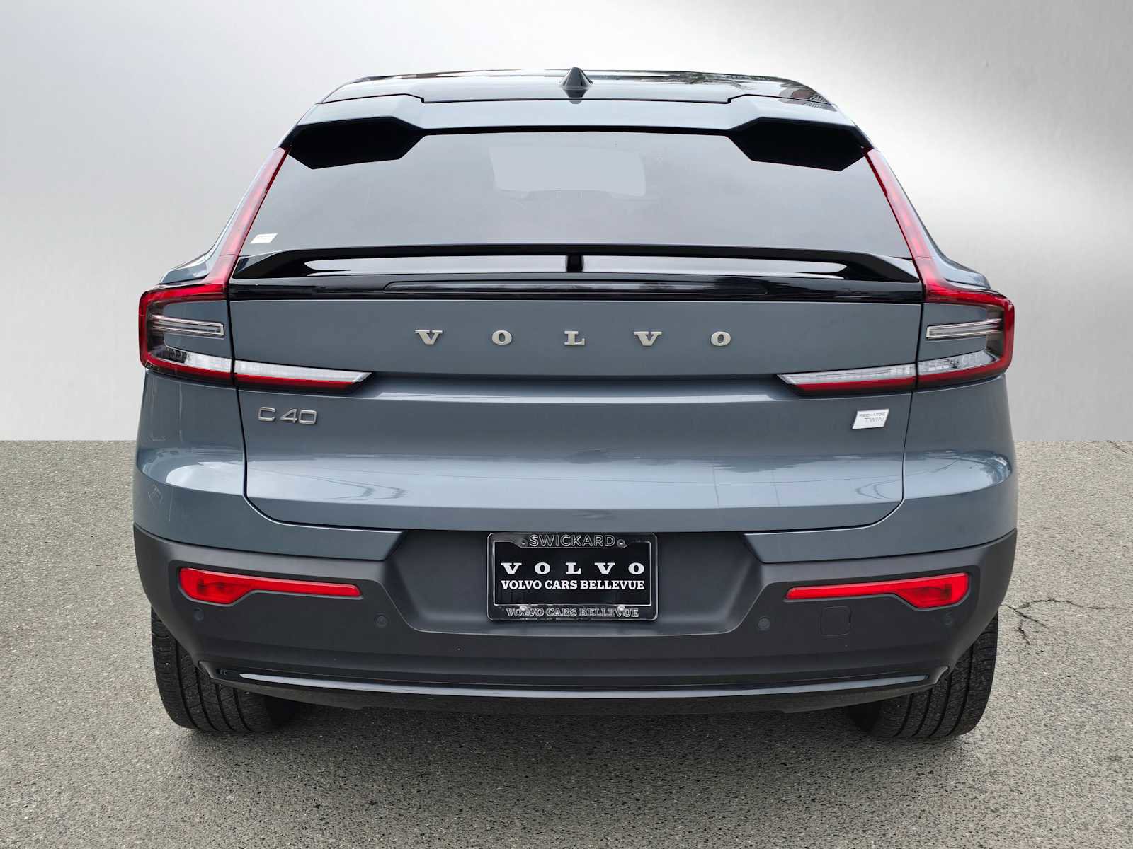 Certified 2023 Volvo C40 P8 Recharge Plus image 4