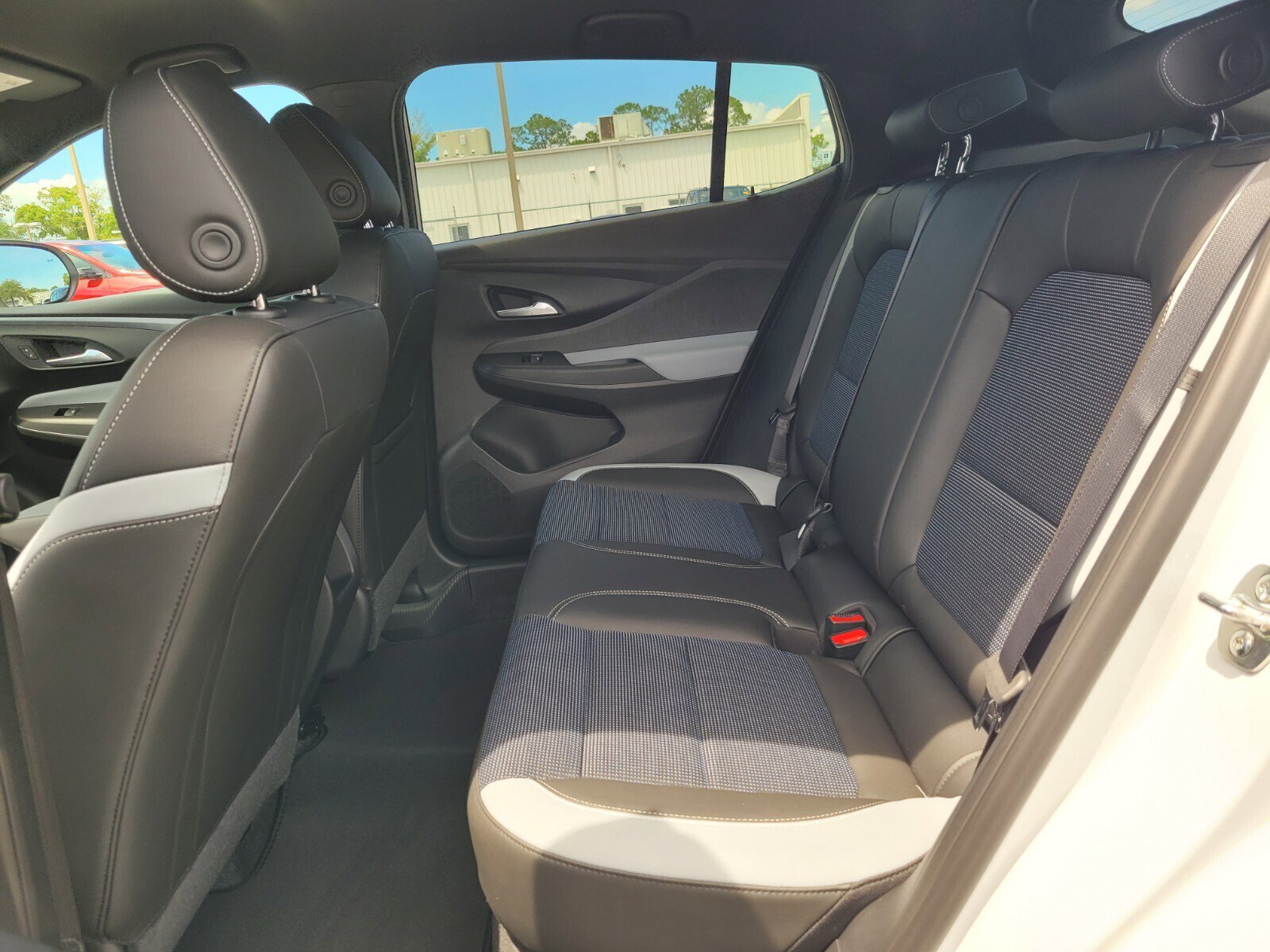 New 2025 Buick Envista Preferred w/ Convenience I Package image 4