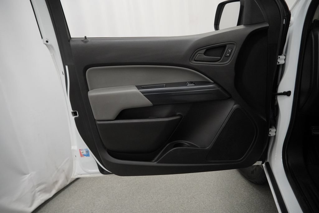 Certified 2018 Chevrolet Colorado W/T AWD/4WD image 23