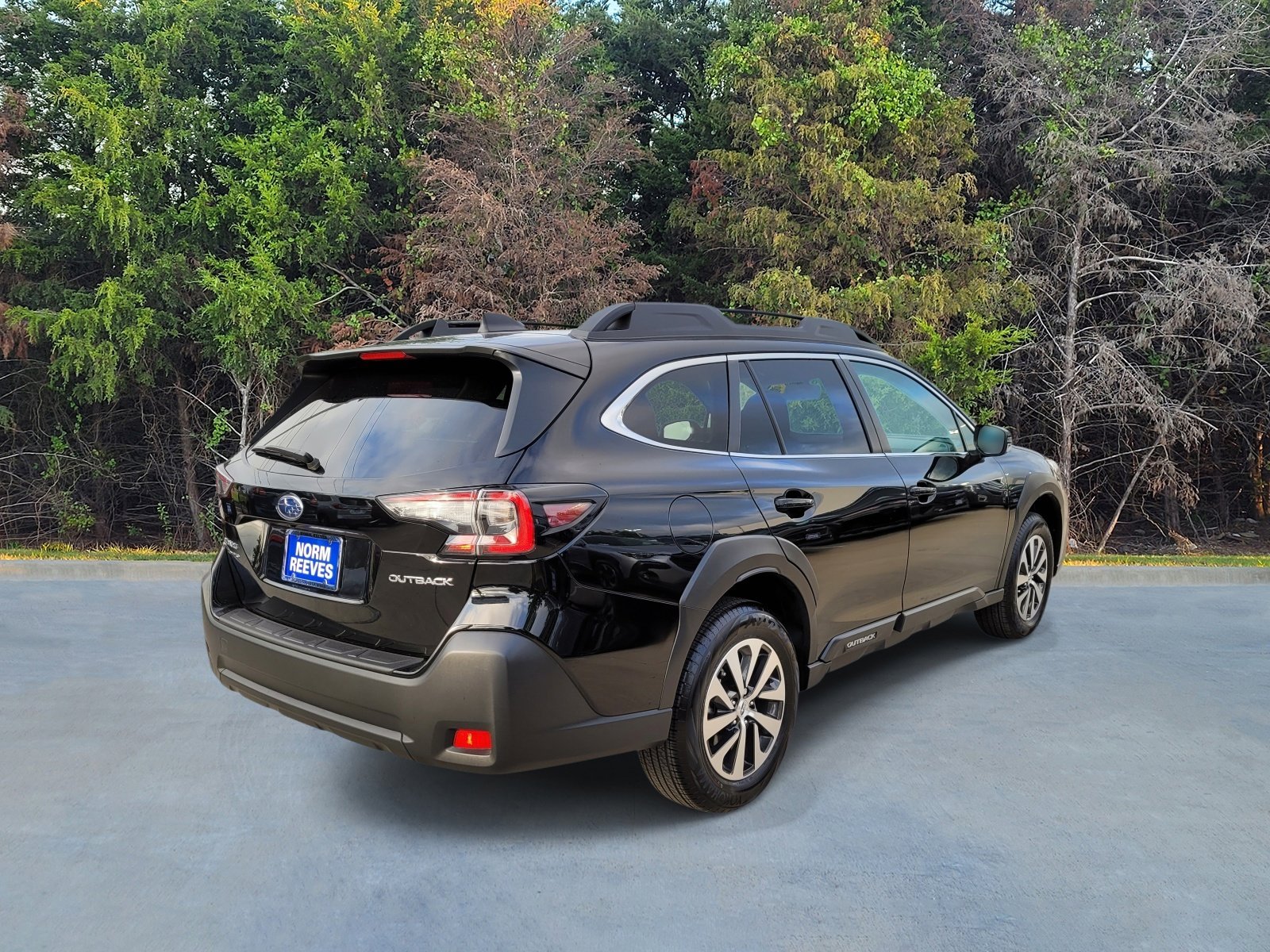 Certified 2025 Subaru Outback Premium image 17