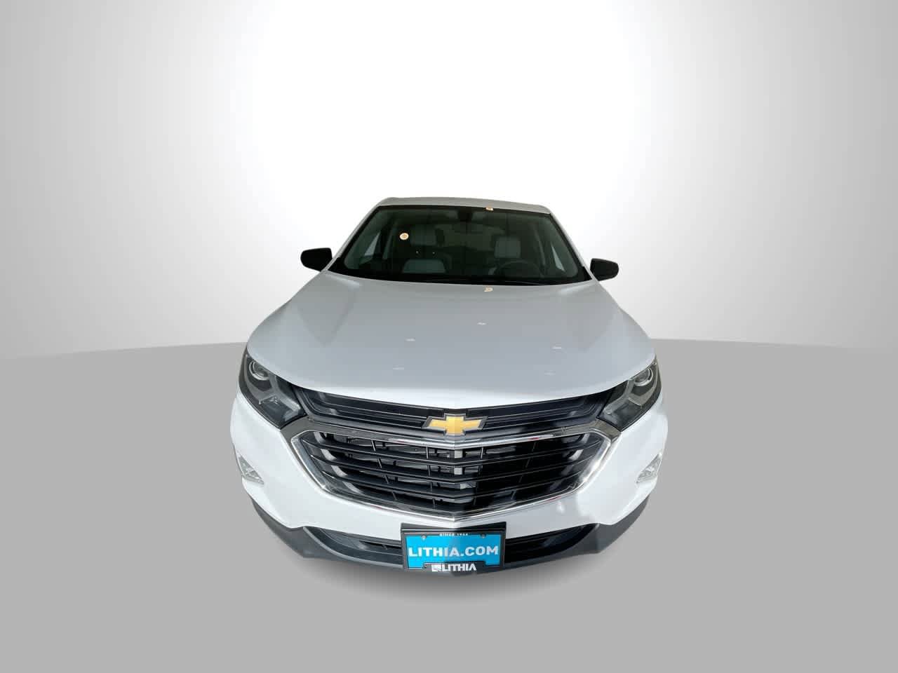 Used 2018 Chevrolet Equinox LS w/ LPO, Cargo Package AWD/4WD image 3
